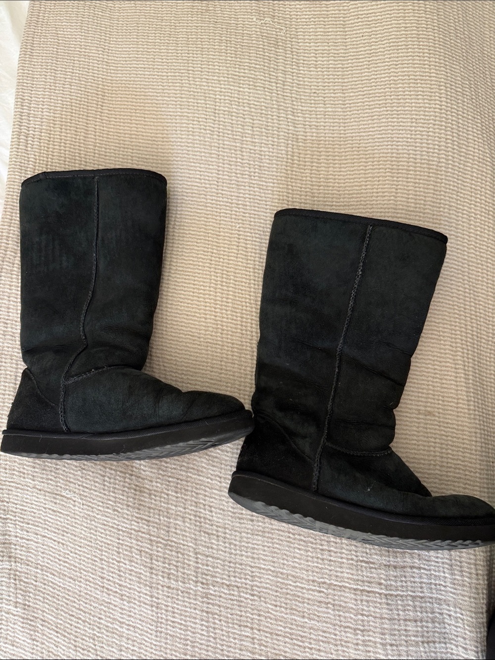 UGG Australia Classic Tall Suede Winter Boots Black - Picture 2 of 5